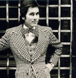 The Width of a Lapel