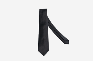 Black seven-fold silk tie – luxury handcrafted formalwear