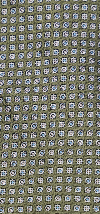 Olive polka dot tie – classic men’s style with subtle detail